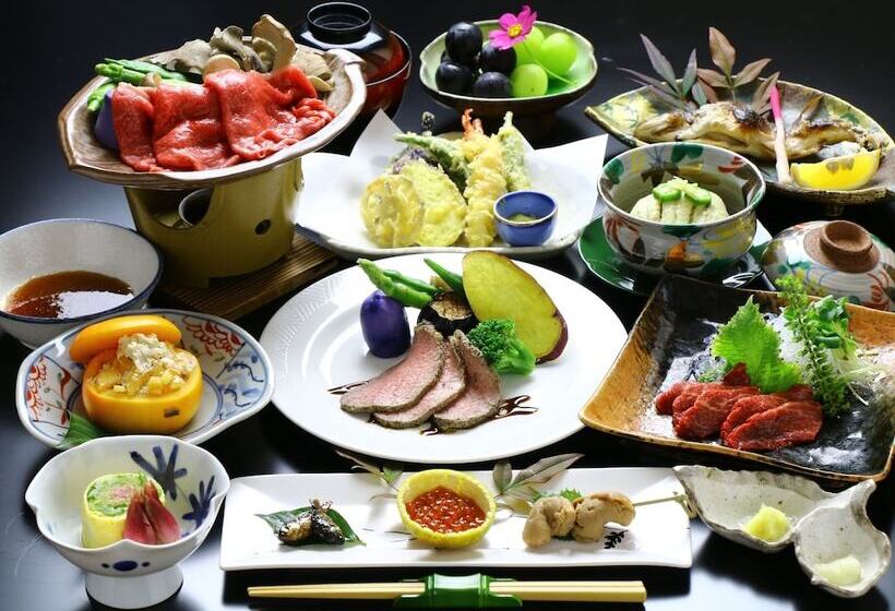 פנסיון Mominoki