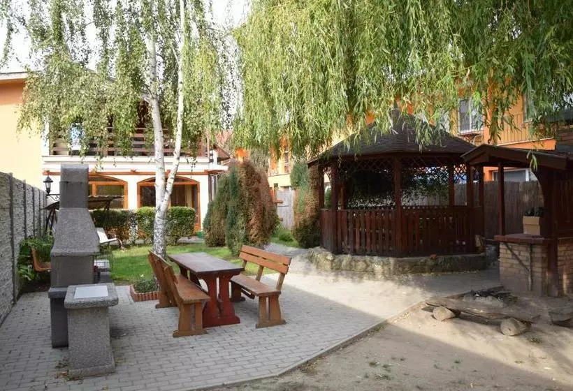 Majatalo Penzión Korzo