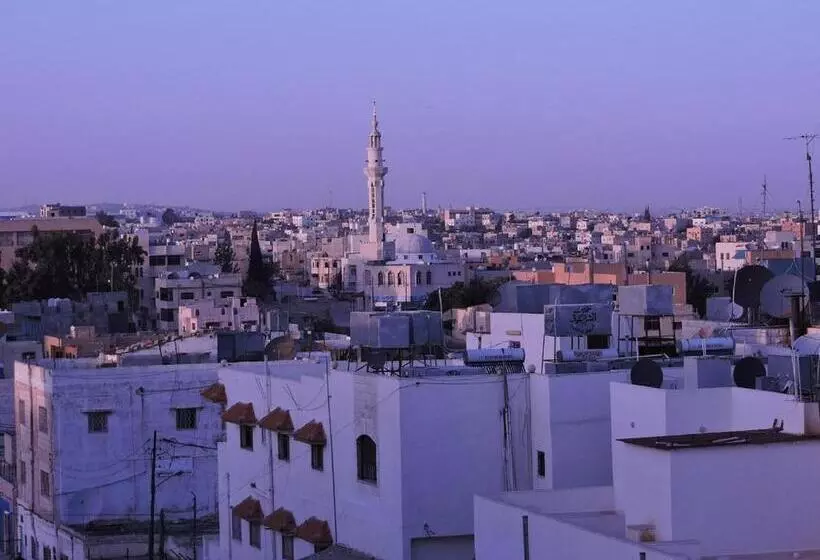 پانسیون Pilgrim S Guest House