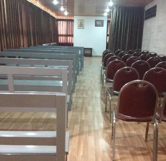 پانسیون Pilgrim S Guest House