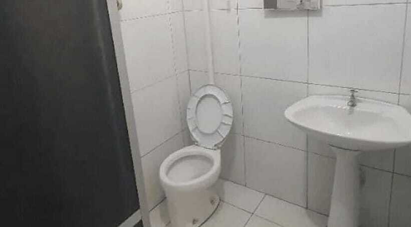 پانسیون Hospedagem Central   Aluguel Economico