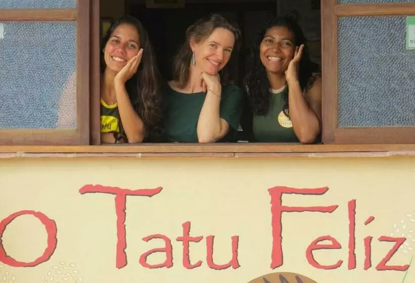 ペンション Pousada Tatu Feliz