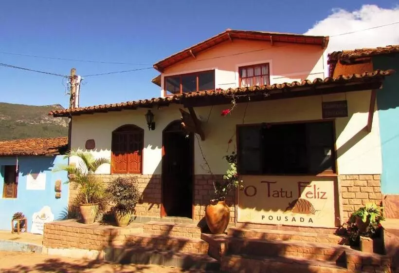 ペンション Pousada Tatu Feliz