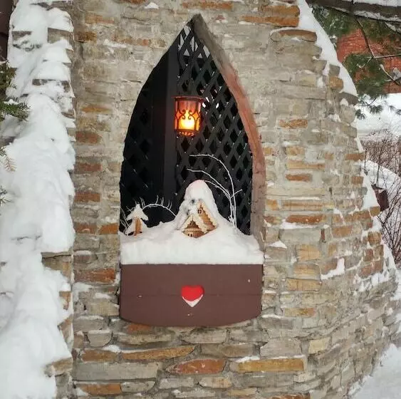 Majatalo Refuge Du Poète