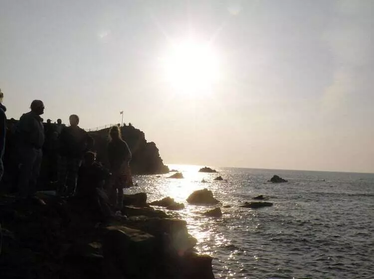 Retkeilymaja Hartland Quay