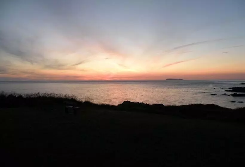 Retkeilymaja Hartland Quay