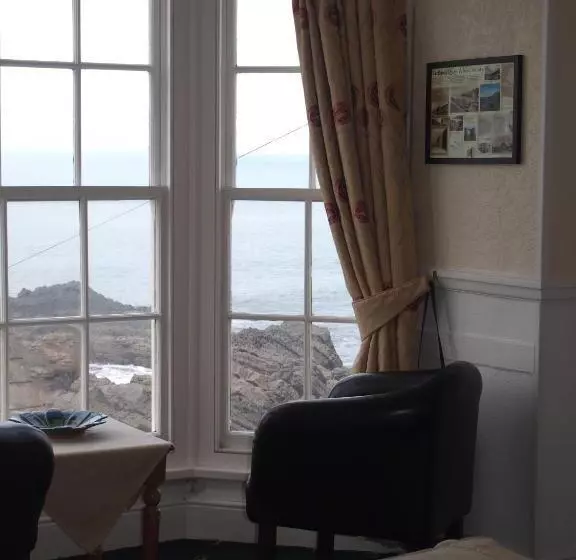 Retkeilymaja Hartland Quay