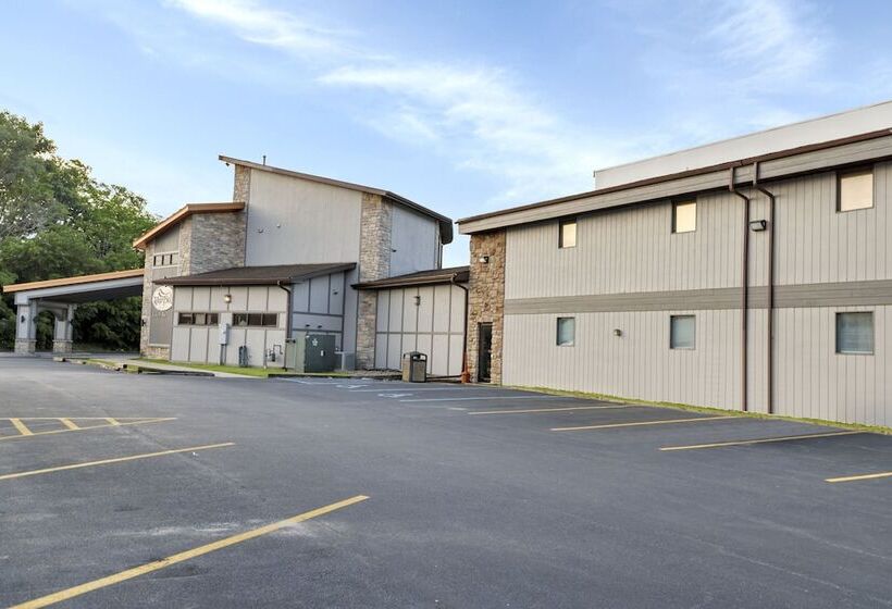 Общежитие Waterbird Lakeside Inn