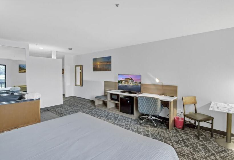 Общежитие Waterbird Lakeside Inn