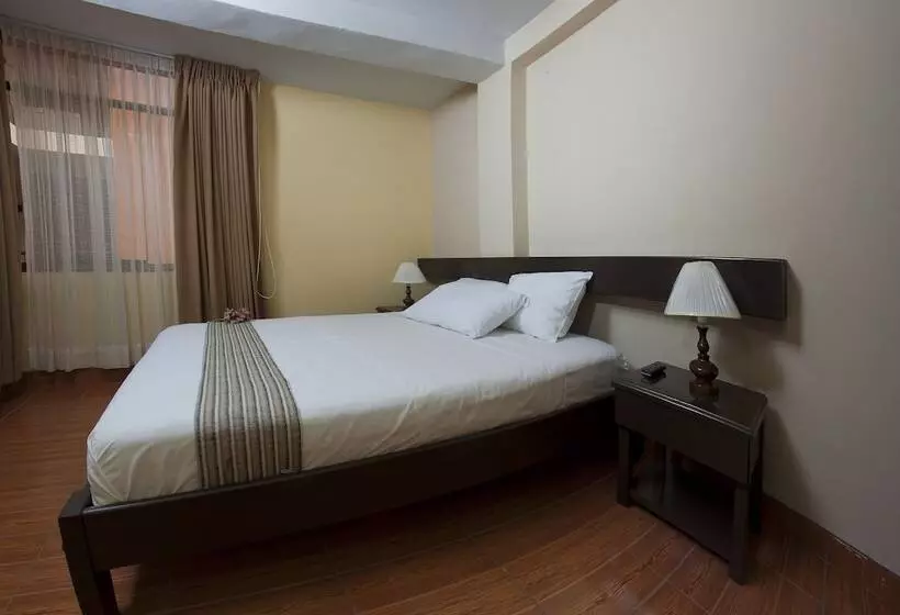 هاستل Yucay Plaza Inn