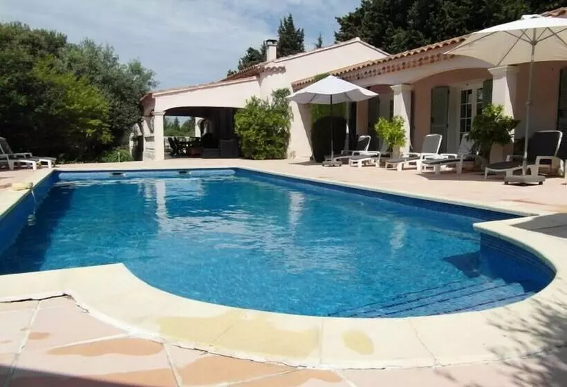 ベッドアンドブレックファースト Chambres D Hotes Hacienda Les Mimosas