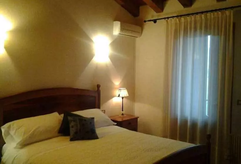 Hotelli Agriturismo Melo In Fiore Con Camere E Colazioni Nella Zona Del Prosecco Docg Asolo