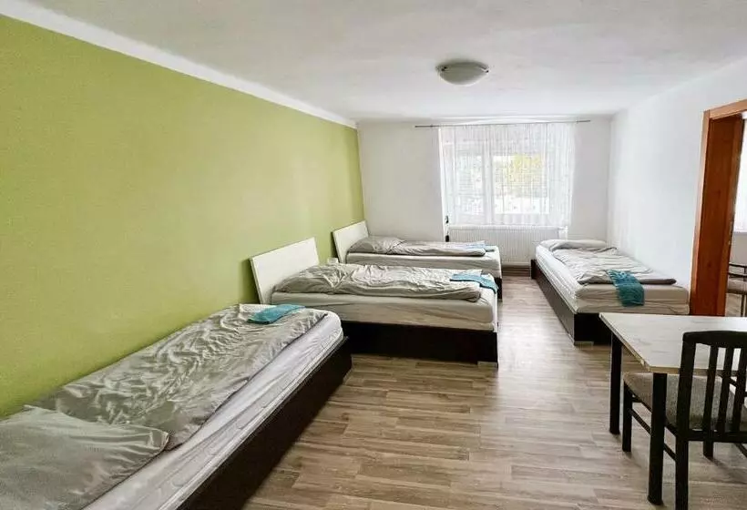 Majatalo Penzion Zahrádka