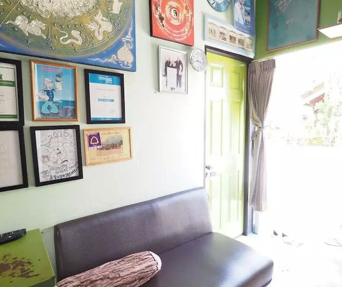 ペンション Popeye Guesthouse