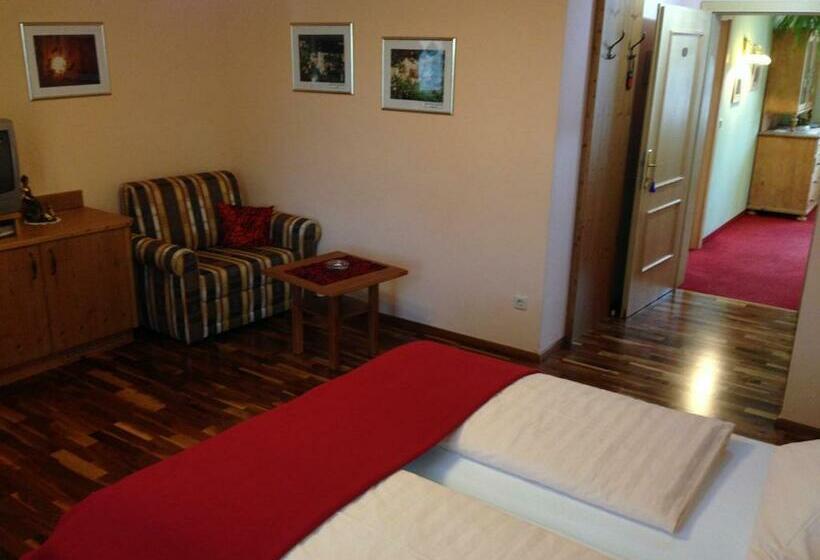 Vandrarhem Gasthof Safenhof