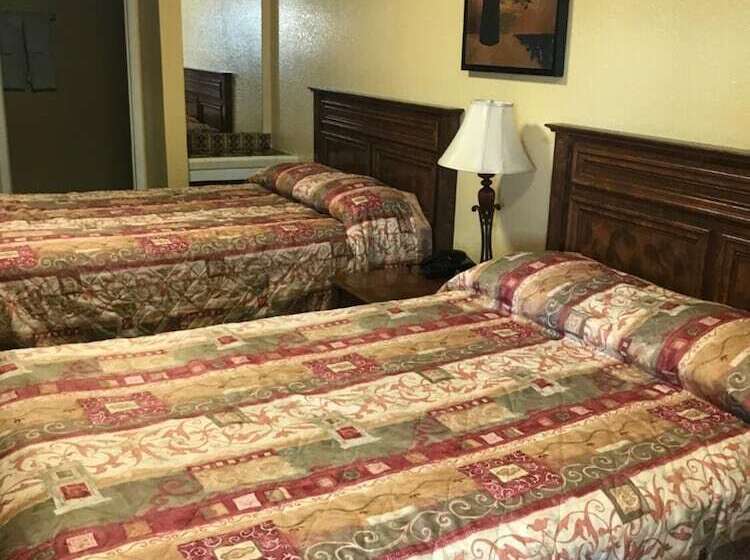 Hacienda Motel