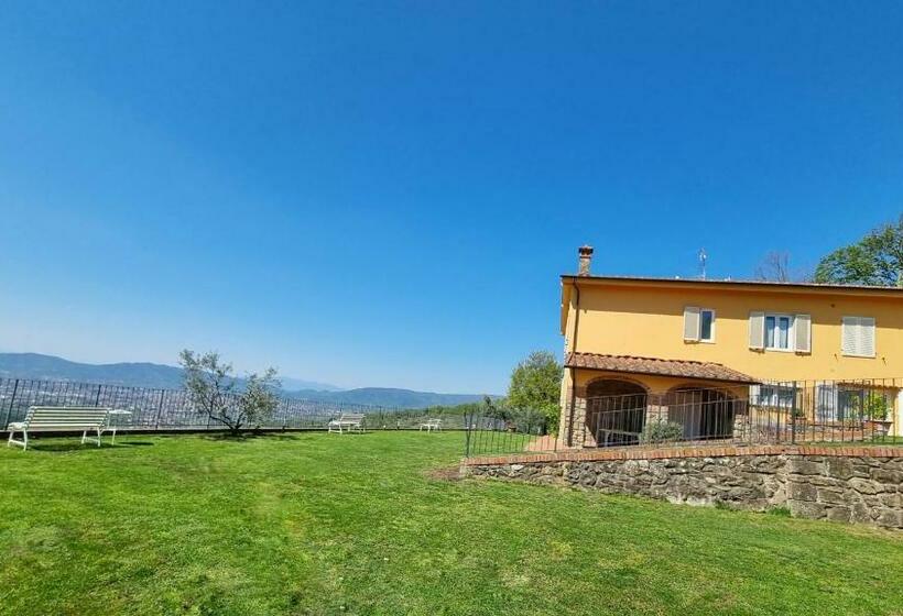 هتل Agriturismo La Corte