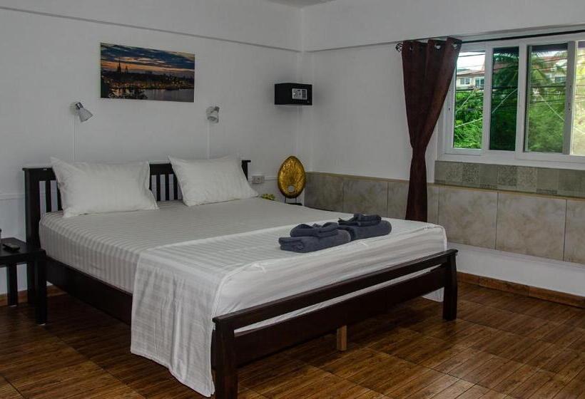 Pensió Allstar Guesthouse