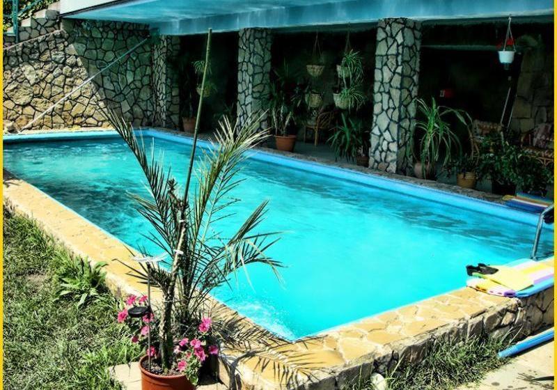 بنسيون Attila S Guest House