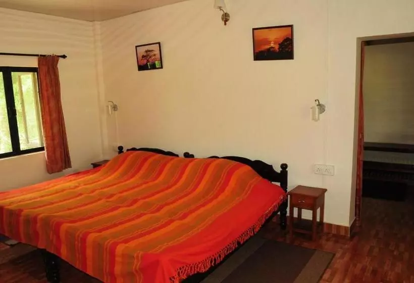 Majatalo Bamboo Banks Farm & Guest House