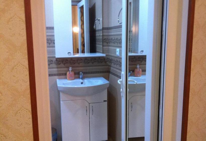 پانسیون Gohar`s Guest House