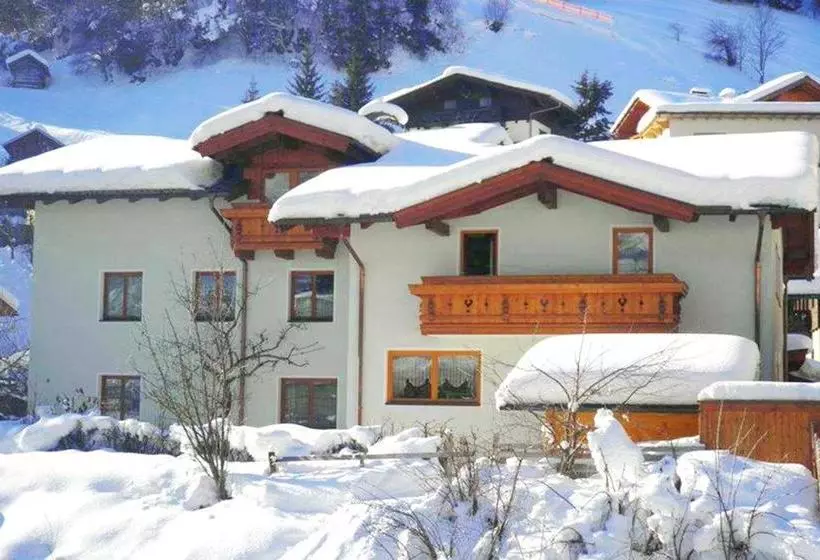 Majatalo Gästehaus Toferer