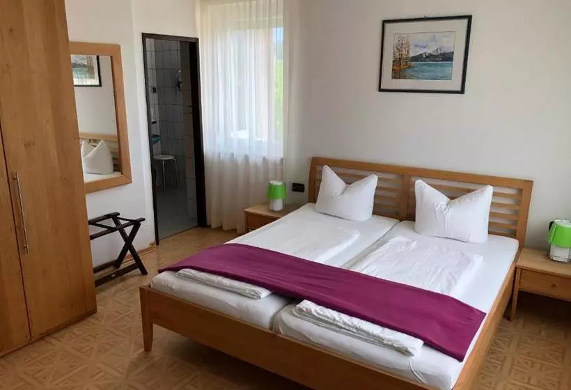 ペンション Gästehaus Trink B&b