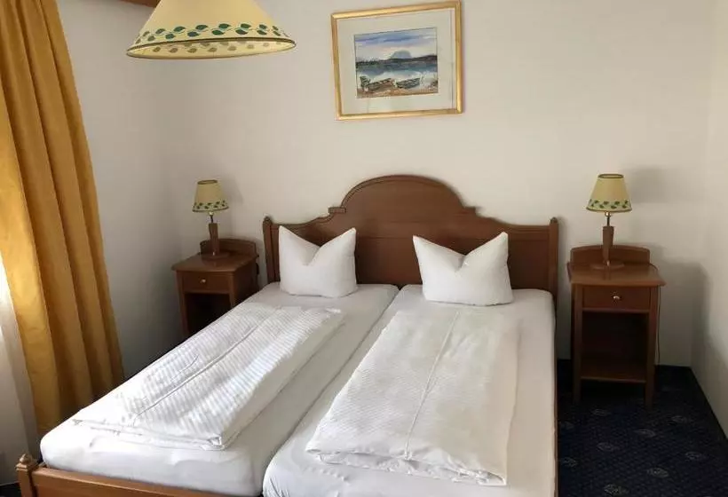 ペンション Gästehaus Trink B&b