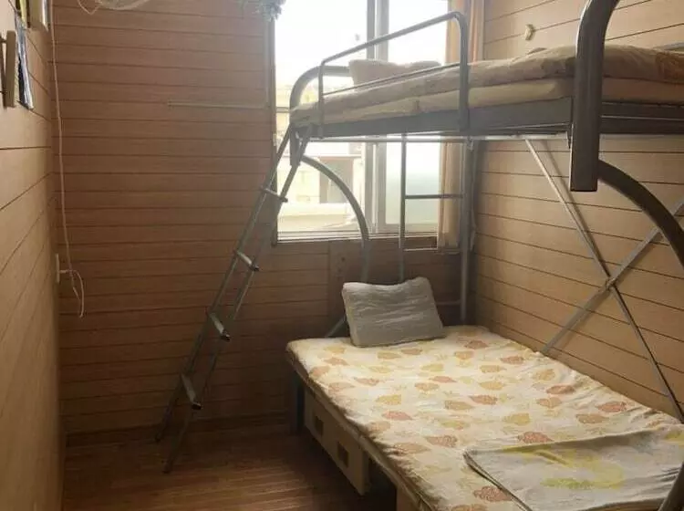 Majatalo Emix Ishigaki