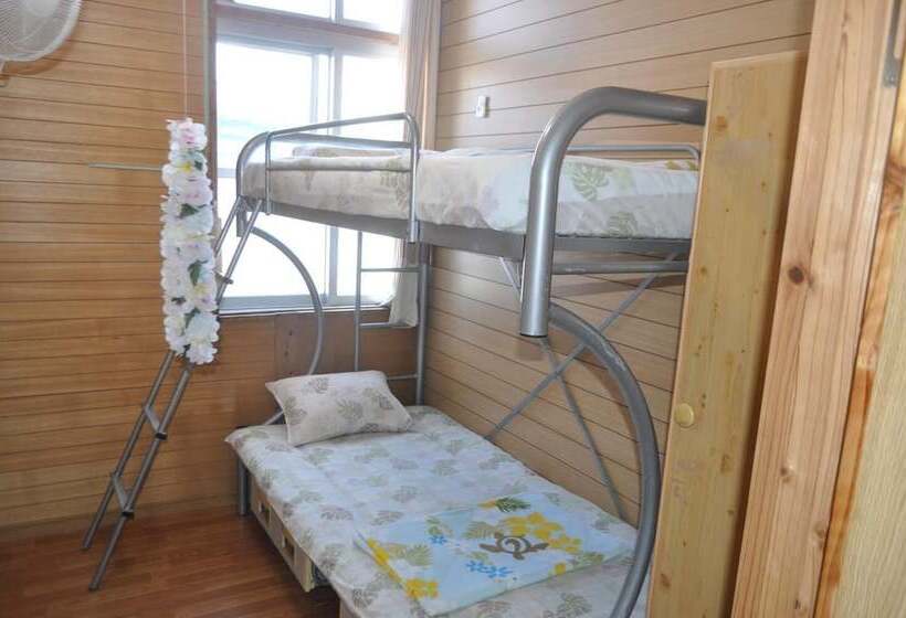 ペンション Emix Ishigaki