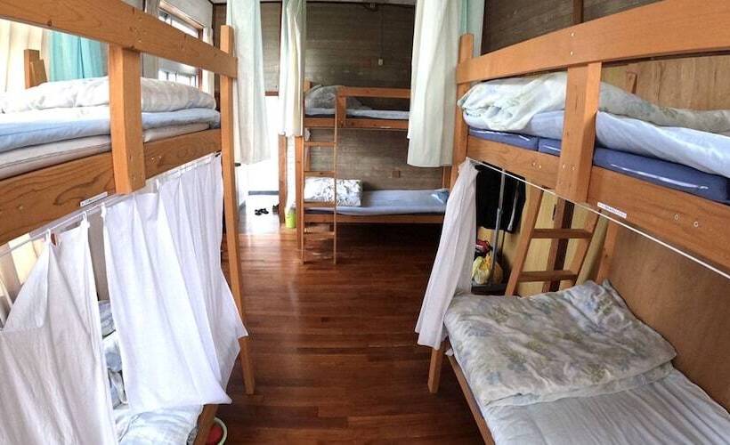 ペンション Emix Ishigaki