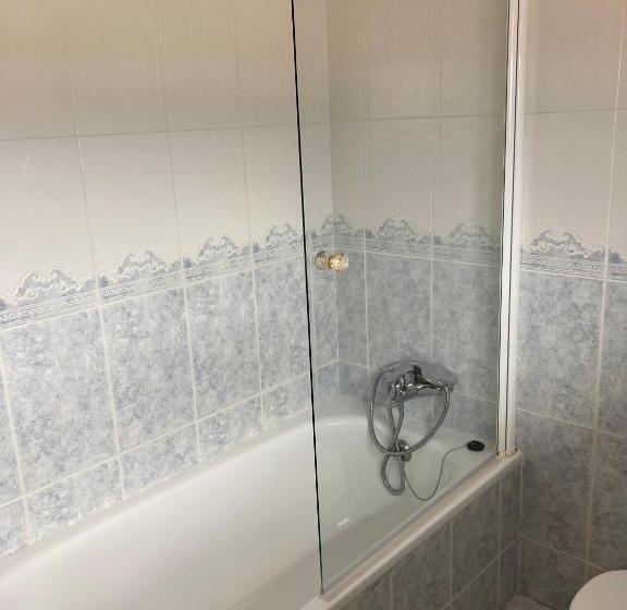 پانسیون Hostal La Concha