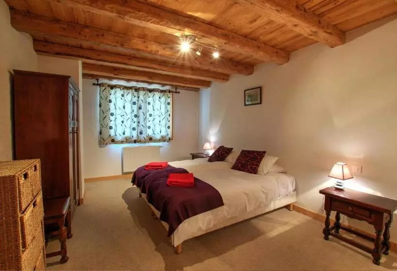 ペンション La Ferme Du Château