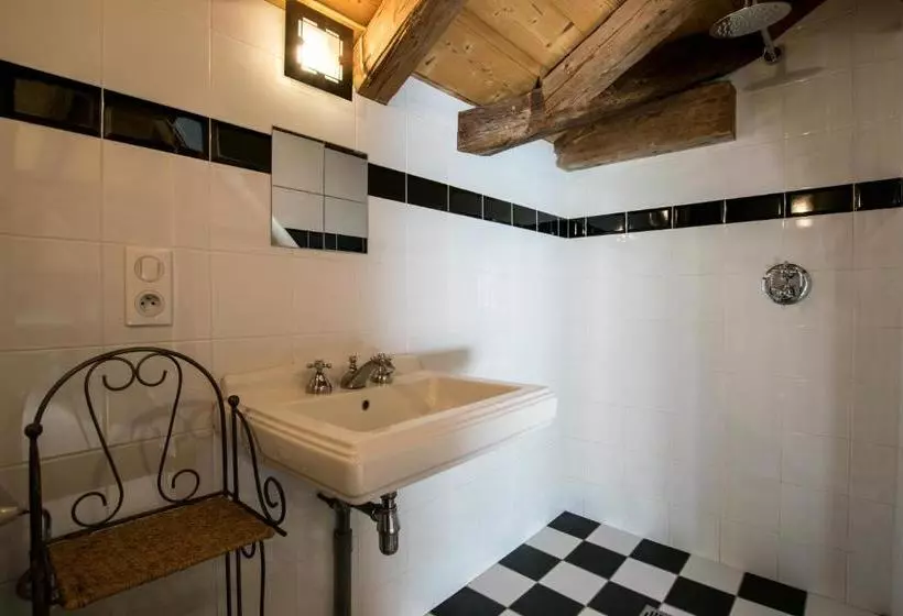 ペンション La Ferme Du Château