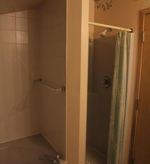 ユースホステル Auberge Du Jardin