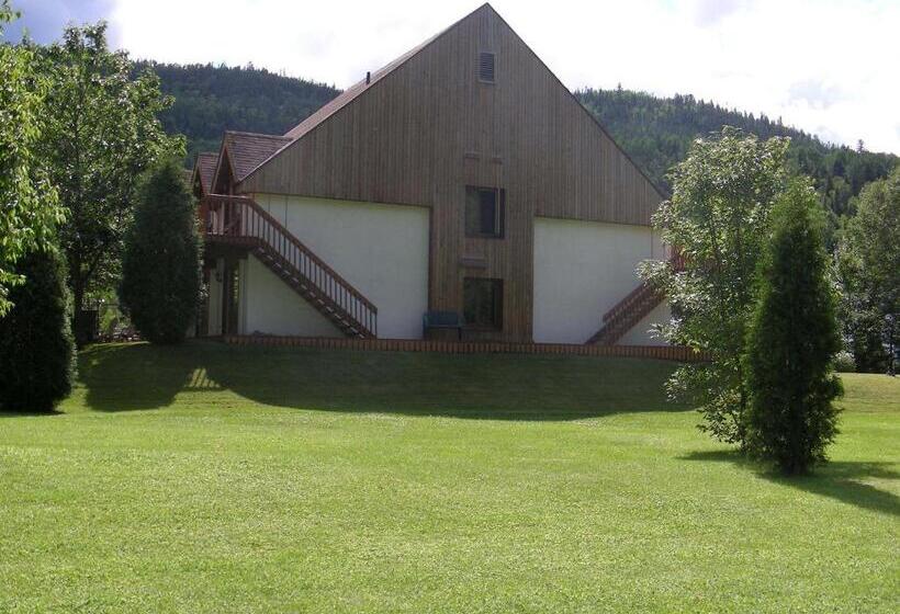 ユースホステル Auberge Du Jardin