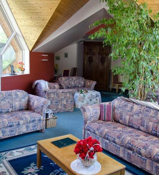 ユースホステル Auberge Du Jardin