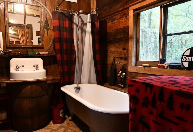 ユースホステル Country Woods Inn