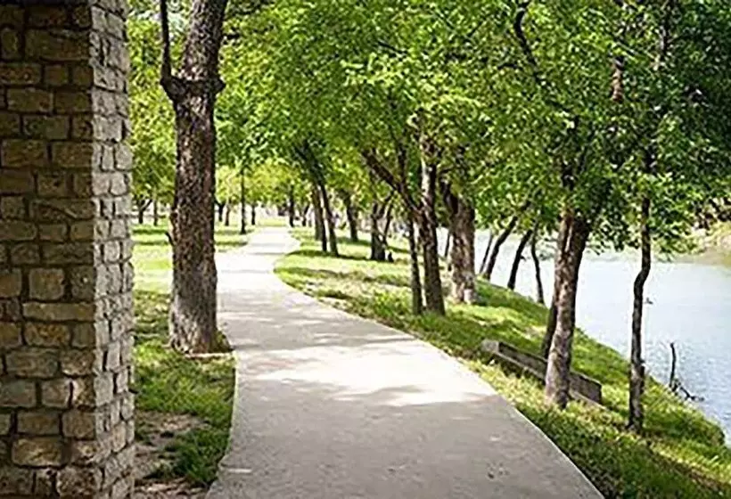 Retkeilymaja Country Woods Inn