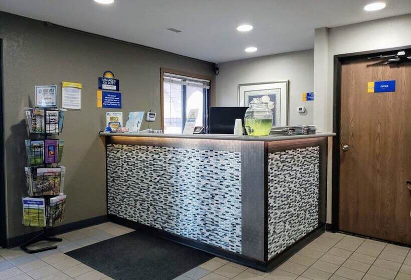 הוסטל Days Inn By Wyndham Willmar