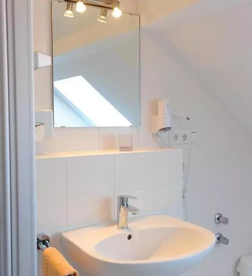 Retkeilymaja Gasthaus Jütte