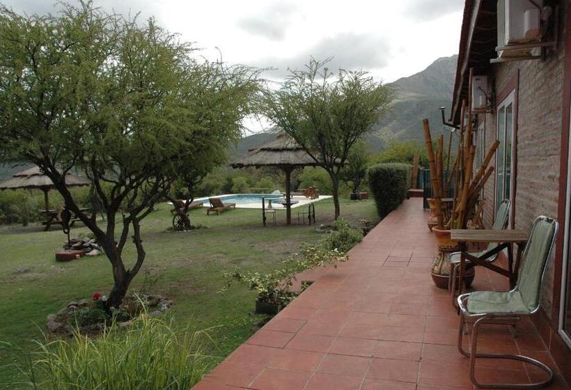 호스텔 Hosteria Amaneseres