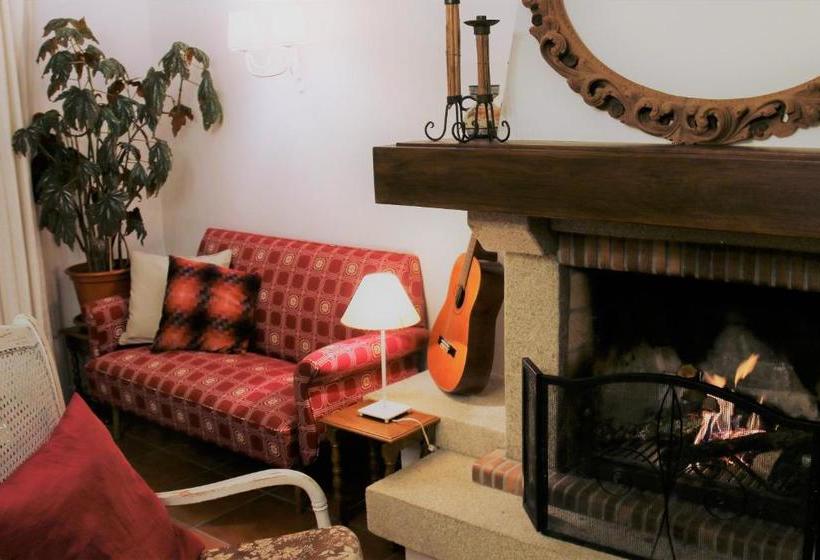 پانسیون Casa Do Almocreve