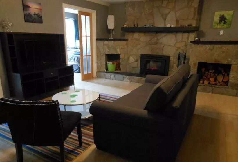 پانسیون Guesthouse Mountain Escape