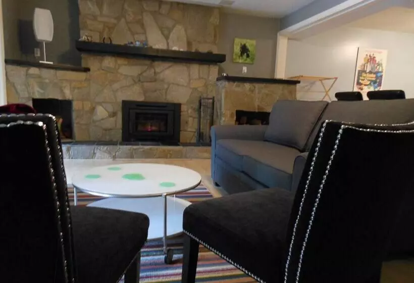 پانسیون Guesthouse Mountain Escape