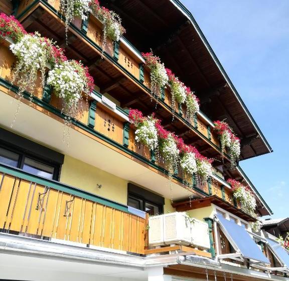 پانسیون Haus Ortsblick