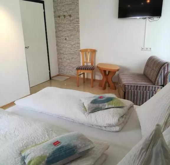 ペンション Haus Ortsblick