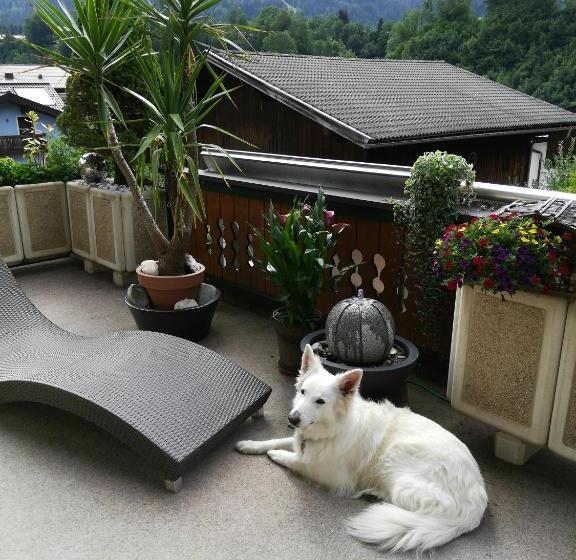 پانسیون Haus Ortsblick