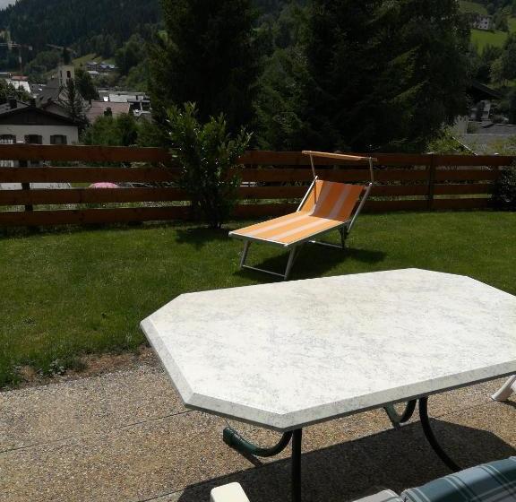 پانسیون Haus Ortsblick