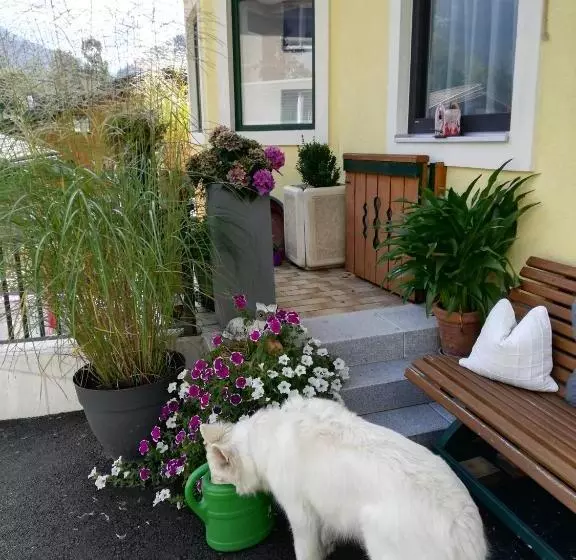 ペンション Haus Ortsblick